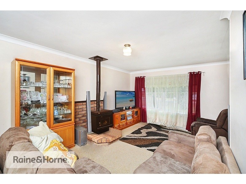 38 Honeysuckle Street, Umina Beach NSW 2257