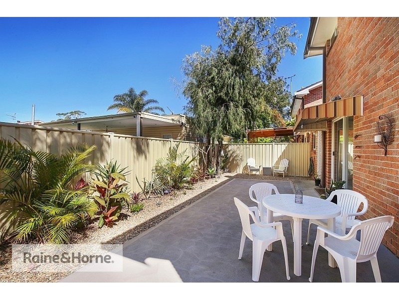 2/14 Picnic Parade, Ettalong Beach NSW 2257