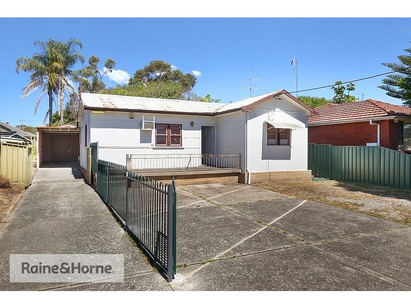 80 Victoria Road, Woy Woy NSW 2256