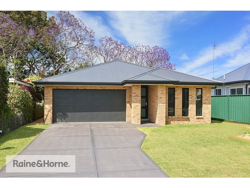 34 Terry Avenue, Woy Woy NSW 2256