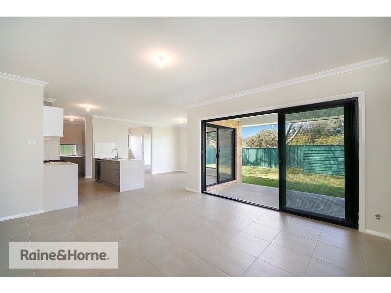 34 Terry Avenue, Woy Woy NSW 2256