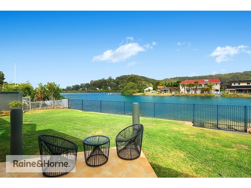 27 Nautilus Crescent, St Huberts Island NSW 2257