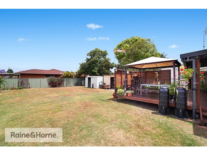 98 Gallipoli Avenue, Umina Beach NSW 2257