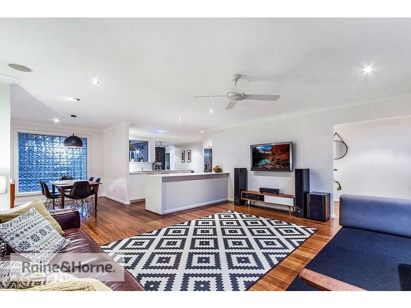 37 Boongala Avenue, Empire Bay NSW 2257