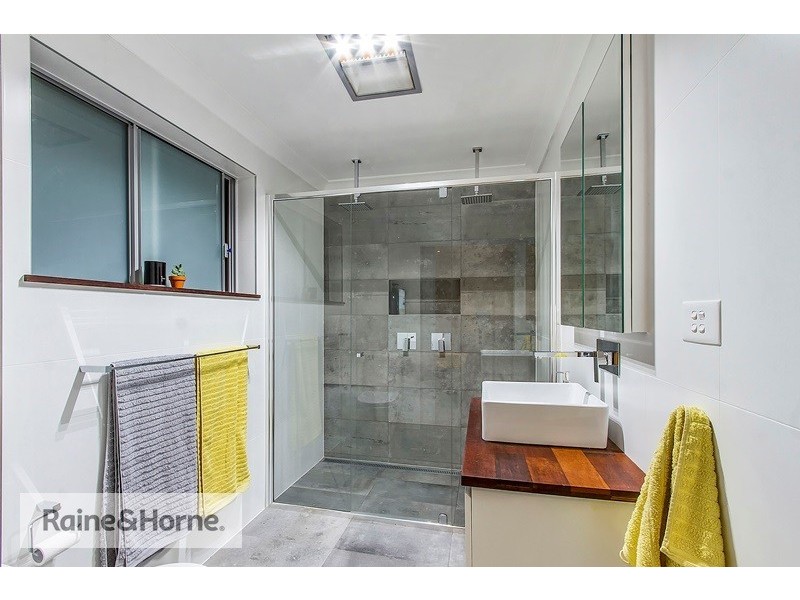 37 Boongala Avenue, Empire Bay NSW 2257