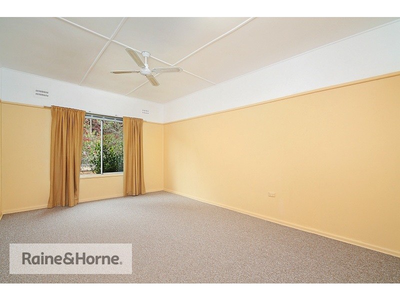 73 Memorial Avenue, Blackwall NSW 2256