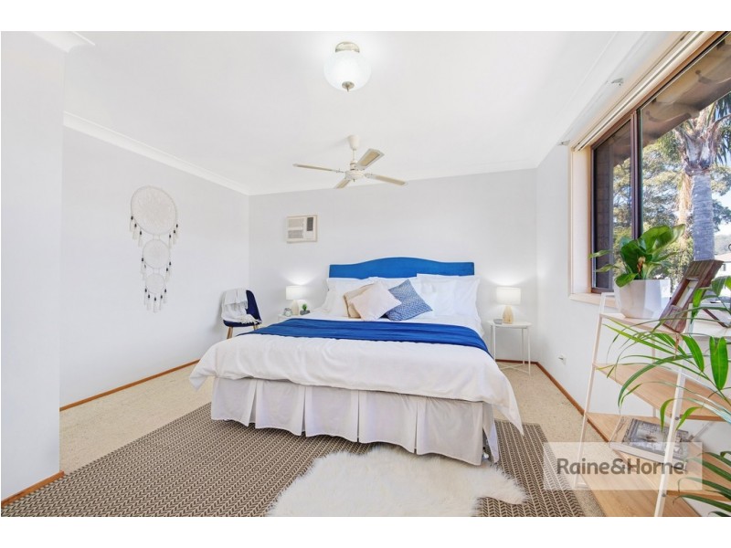75 Helmsman Boulevard, St Huberts Island NSW 2257