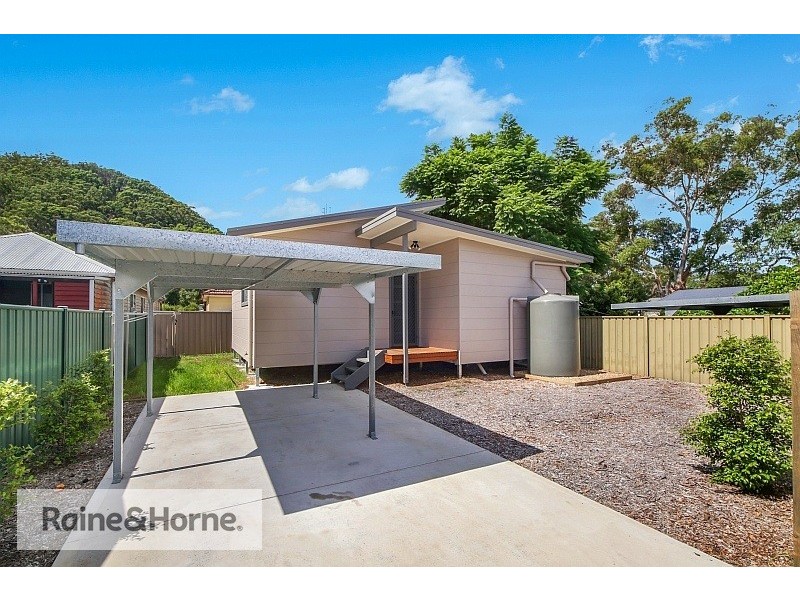 15a Banksia Street, Ettalong Beach NSW 2257