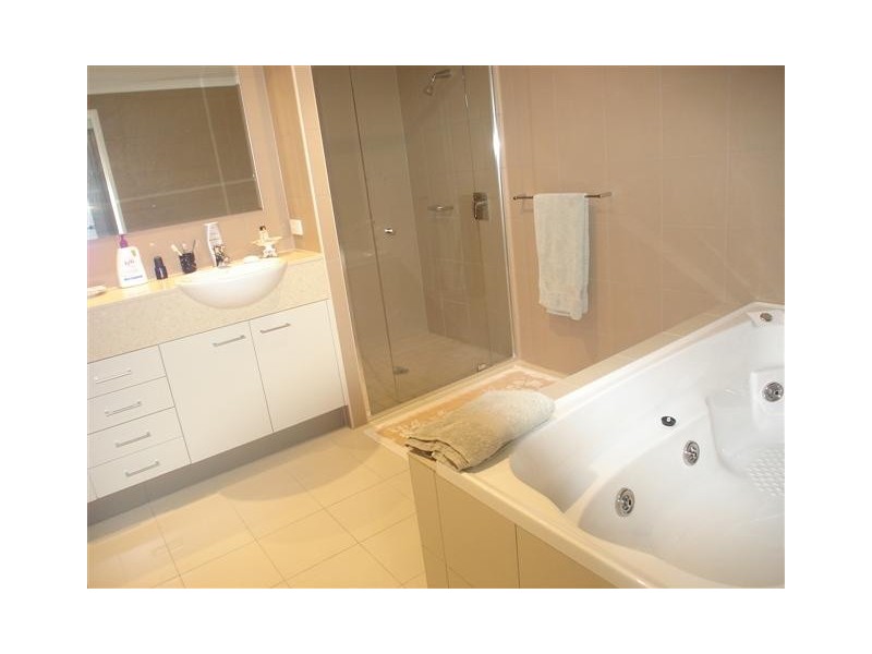Unit 804, 51-54 The Esplanade, Ettalong Beach NSW 2257