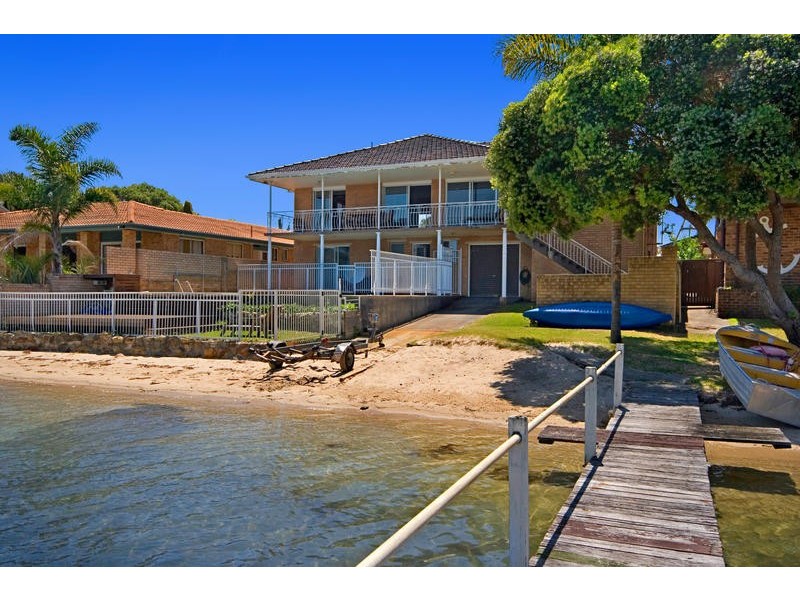 13 Cuttlefish Parade, St Huberts Island NSW 2257