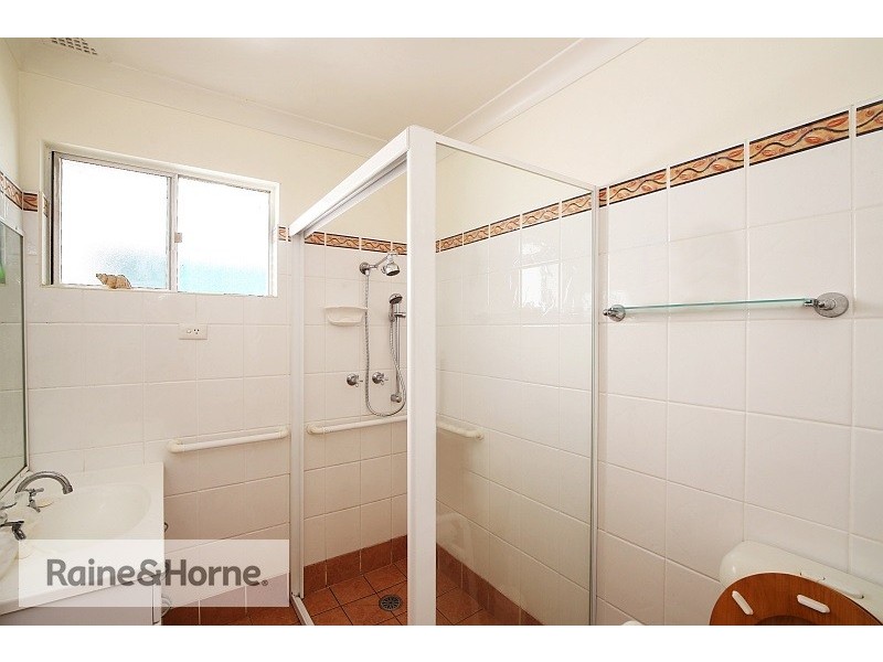 1/219 Ocean Beach Road, Woy Woy NSW 2256