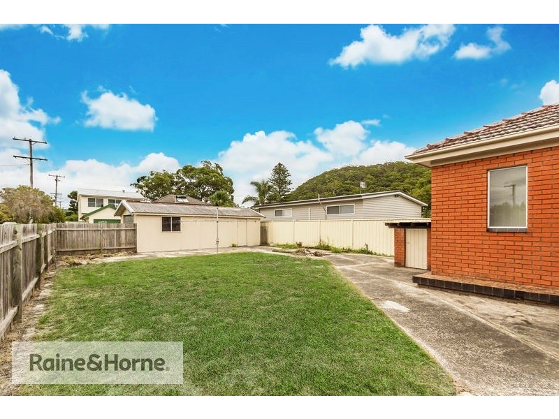 183 Memorial Avenue, Ettalong Beach NSW 2257