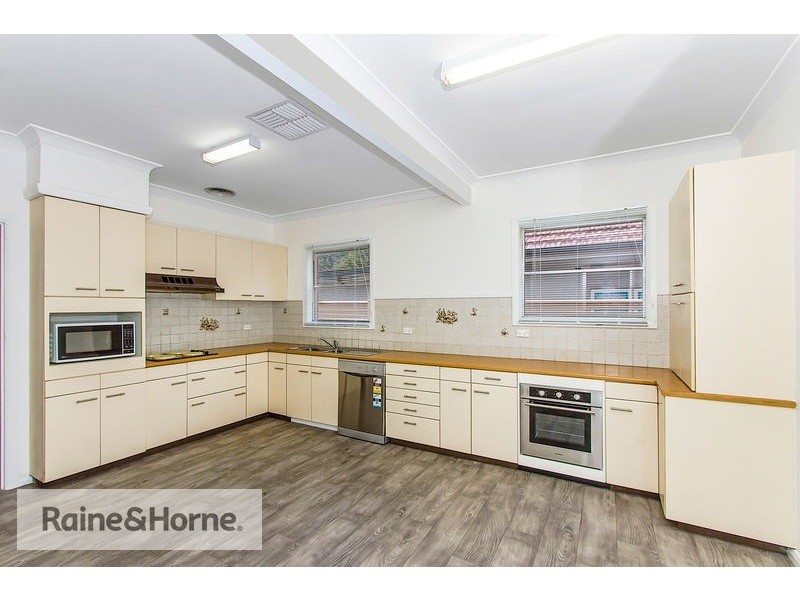 183 Memorial Avenue, Ettalong Beach NSW 2257