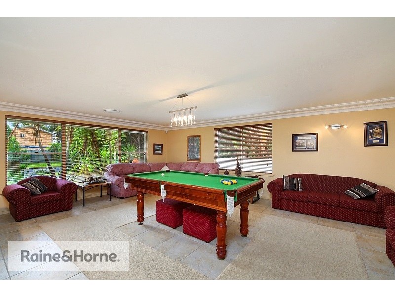 4 Mainsail Avenue, St Huberts Island NSW 2257