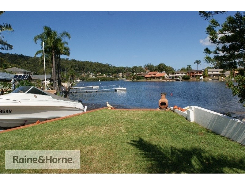 4 Mainsail Avenue, St Huberts Island NSW 2257