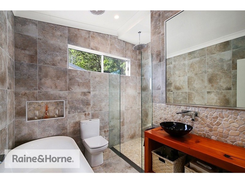 7 Bay View Crescent, Blackwall NSW 2256
