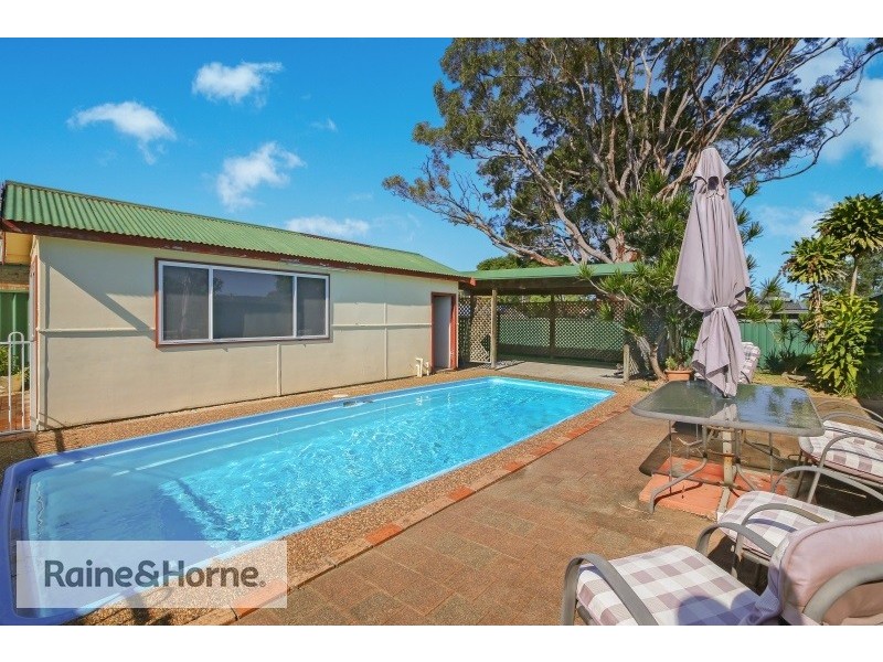 2 Alma Avenue, Blackwall NSW 2256