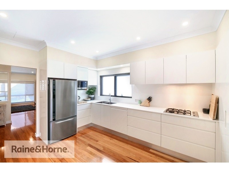 24 Pacific Avenue, Ettalong Beach NSW 2257