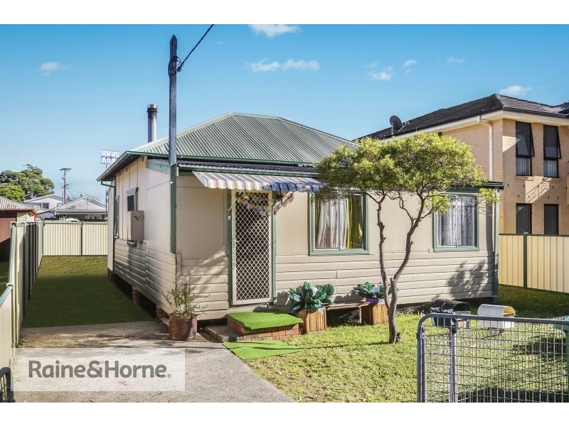 17 Pacific Avenue, Ettalong Beach NSW 2257