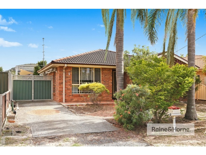 5 Palm Street, Ettalong Beach NSW 2257