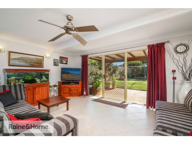 31 Dunalban Avenue, Woy Woy NSW 2256