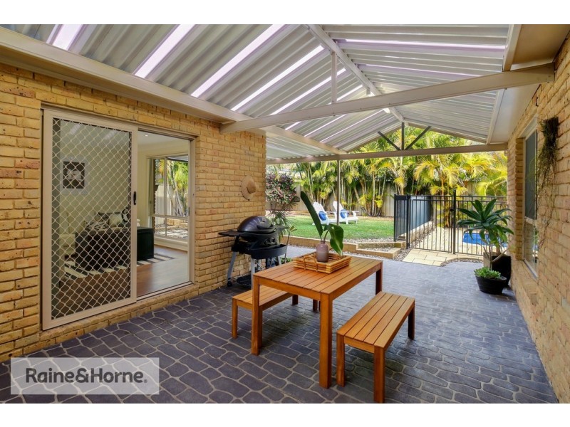 1 Lace Avenue, Umina Beach NSW 2257