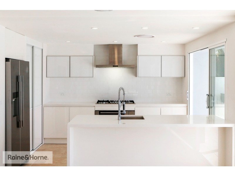 13 Mainsail Avenue, St Huberts Island NSW 2257