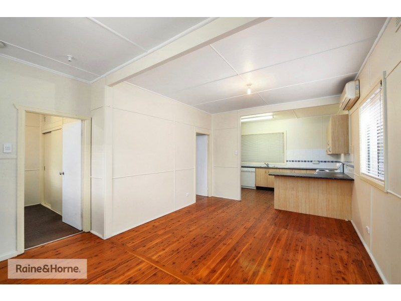 84 Karingi Street, Ettalong Beach NSW 2257