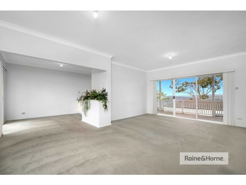35 Kingsview Drive, Umina Beach NSW 2257