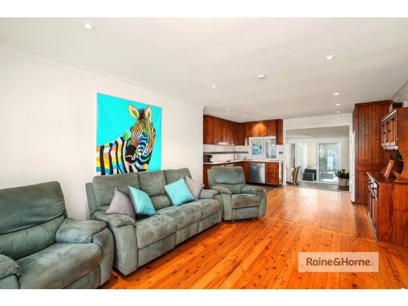 13 Kingsley Avenue, Woy Woy NSW 2256