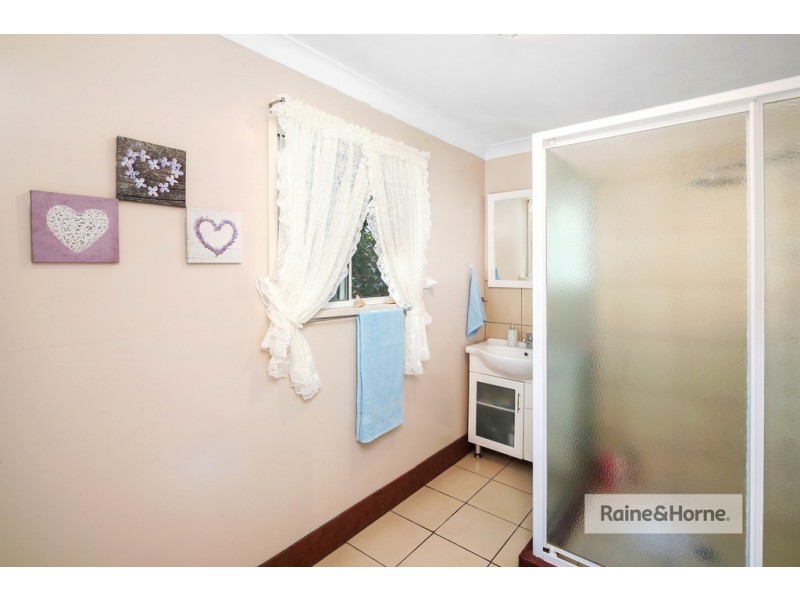 13 Kingsley Avenue, Woy Woy NSW 2256