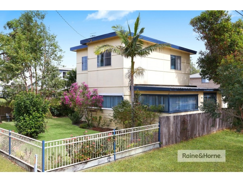 115 Barrenjoey Road, Ettalong Beach NSW 2257