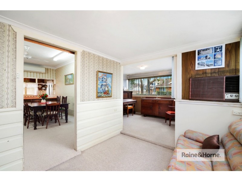 115 Barrenjoey Road, Ettalong Beach NSW 2257