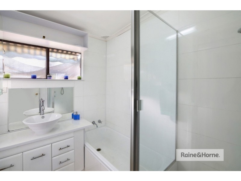 15 Cowper Road, Umina Beach NSW 2257