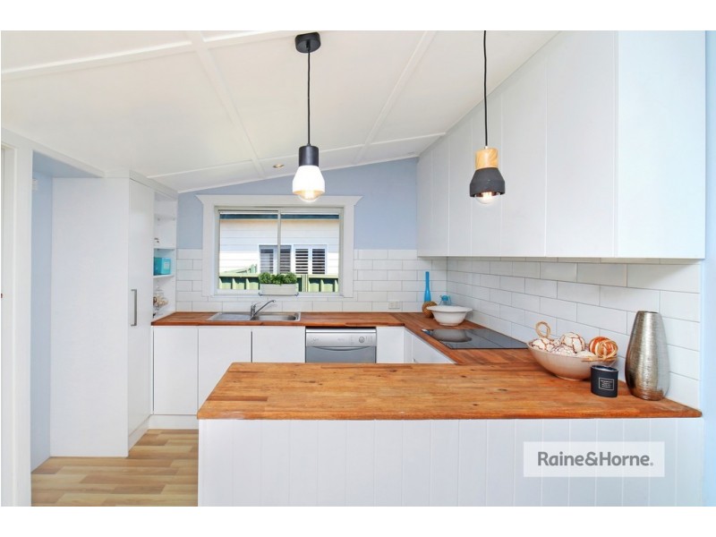 48 Barrenjoey Road, Ettalong Beach NSW 2257