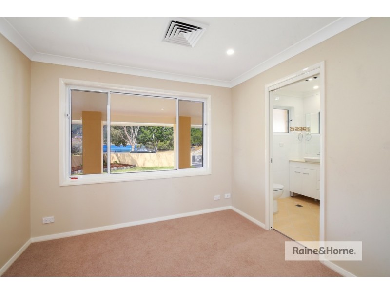 17 Long Arm Parade, St Huberts Island NSW 2257