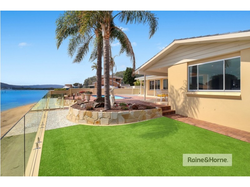 17 Long Arm Parade, St Huberts Island NSW 2257