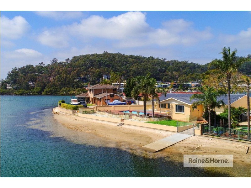 17 Long Arm Parade, St Huberts Island NSW 2257