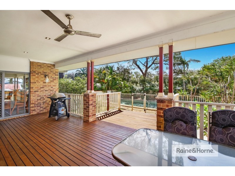 16 Boongala Avenue, Empire Bay NSW 2257