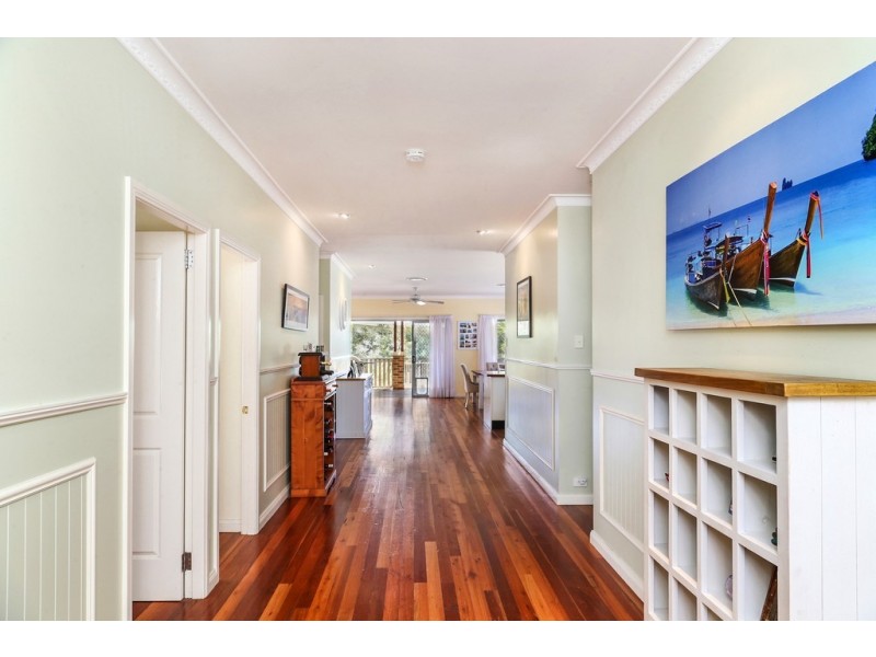 16 Boongala Avenue, Empire Bay NSW 2257