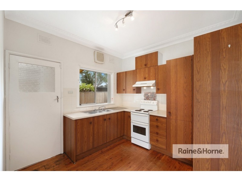 46 Terry Avenue, Woy Woy NSW 2256