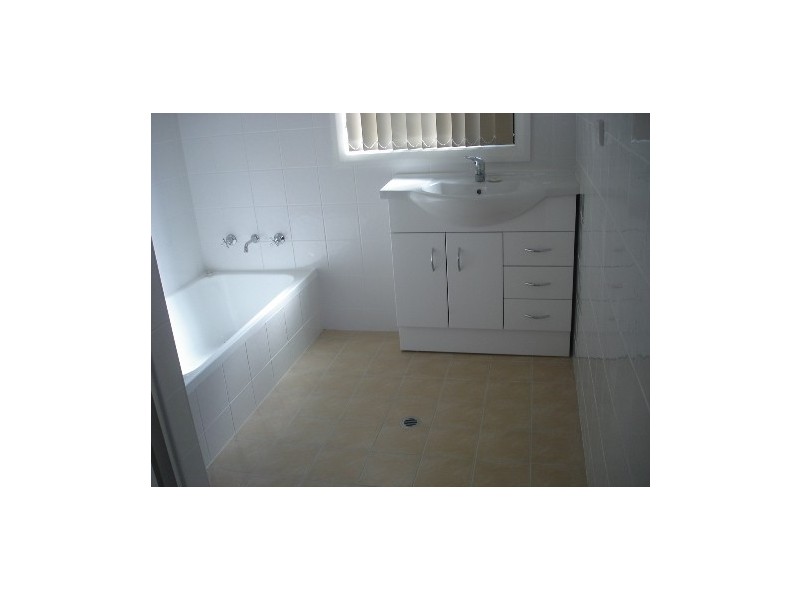 10 Uligandi Strret, Ettalong Beach NSW 2257