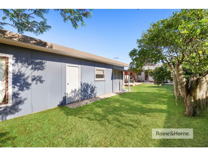 43 Karingi Street, Ettalong Beach NSW 2257