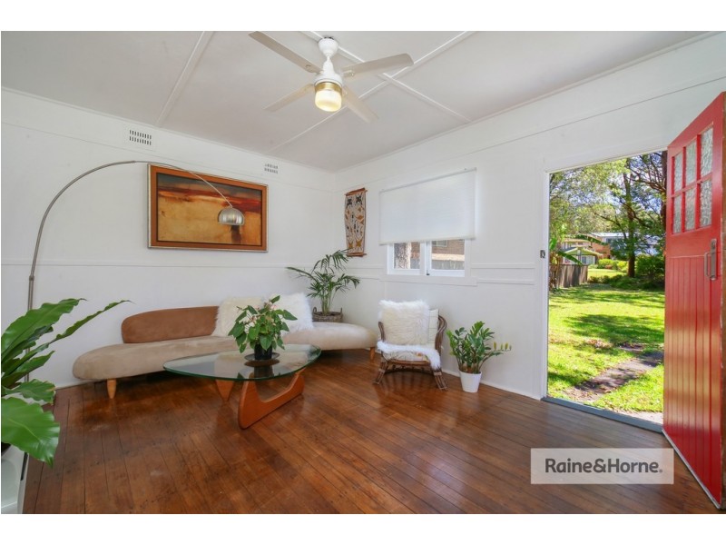 28 Boongala Avenue, Empire Bay NSW 2257