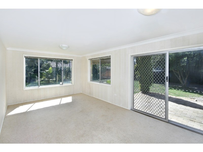 1 Mackenzie Avenue, Woy Woy NSW 2256