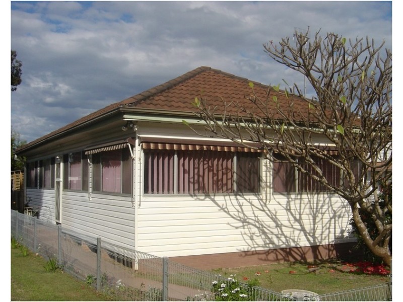 2 Lurline Street, Ettalong Beach NSW 2257