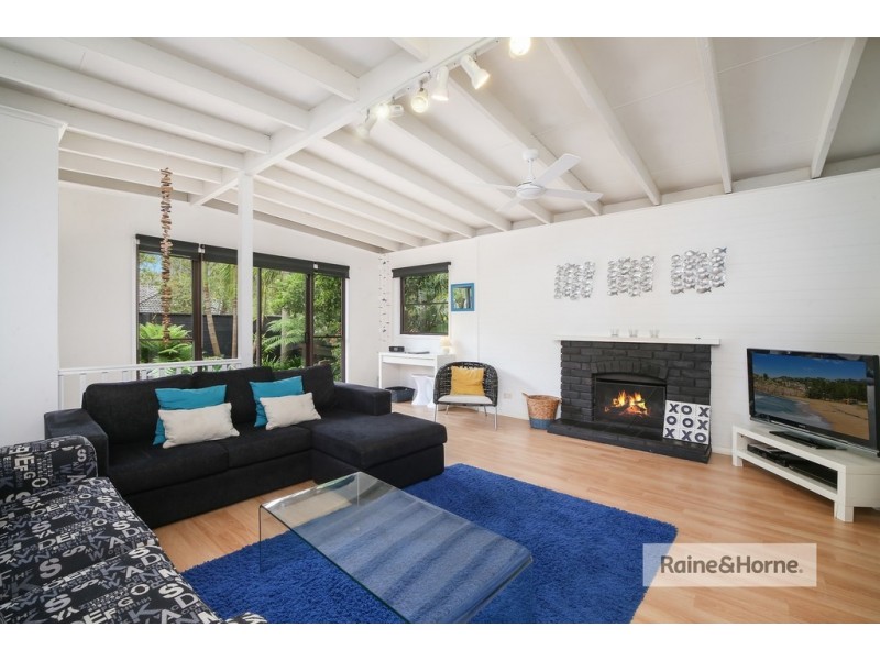 12 Pearl Beach Drive, Pearl Beach NSW 2256