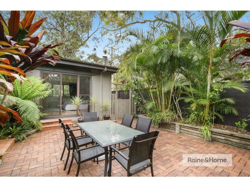 12 Pearl Beach Drive, Pearl Beach NSW 2256