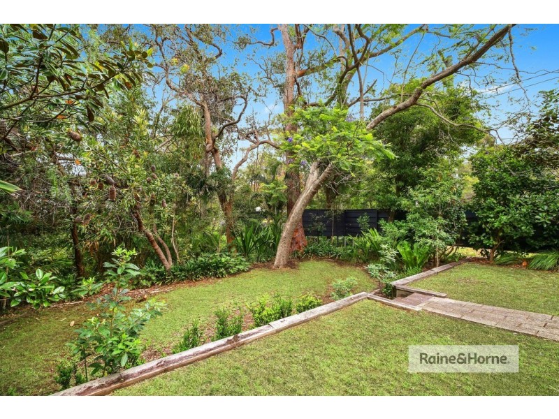 12 Pearl Beach Drive, Pearl Beach NSW 2256