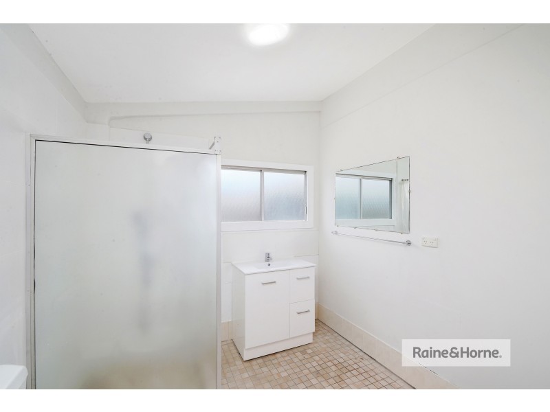 61a McEvoy Ave, Umina Beach NSW 2257